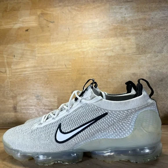 Nike Air VaporMax 2021 Flyknit Mens Size 13 Running Shoes Sneakers Gray - Picture 4 of 10